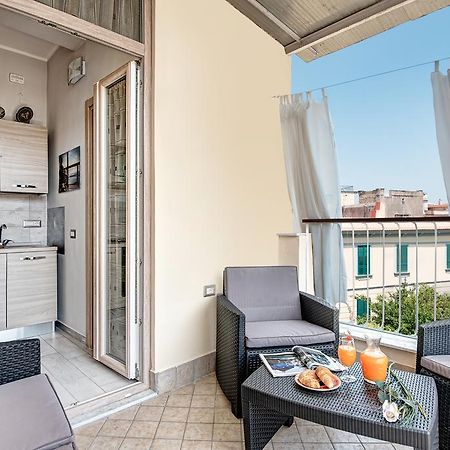 Giggino'S Flat - Live Like A Local Apartment Naples Exterior photo